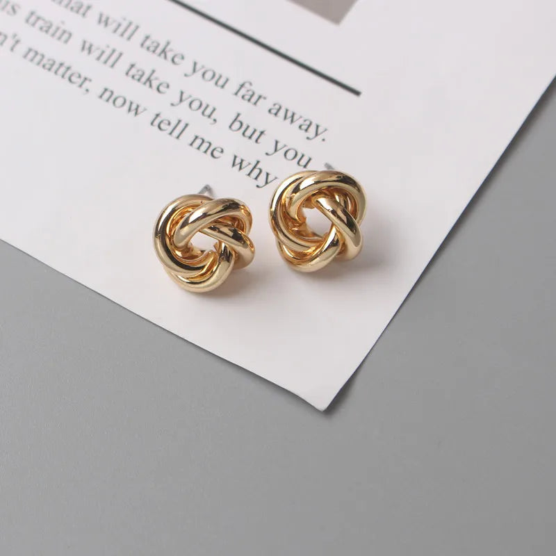 Elegant Knot Stud Earrings - My Neatology