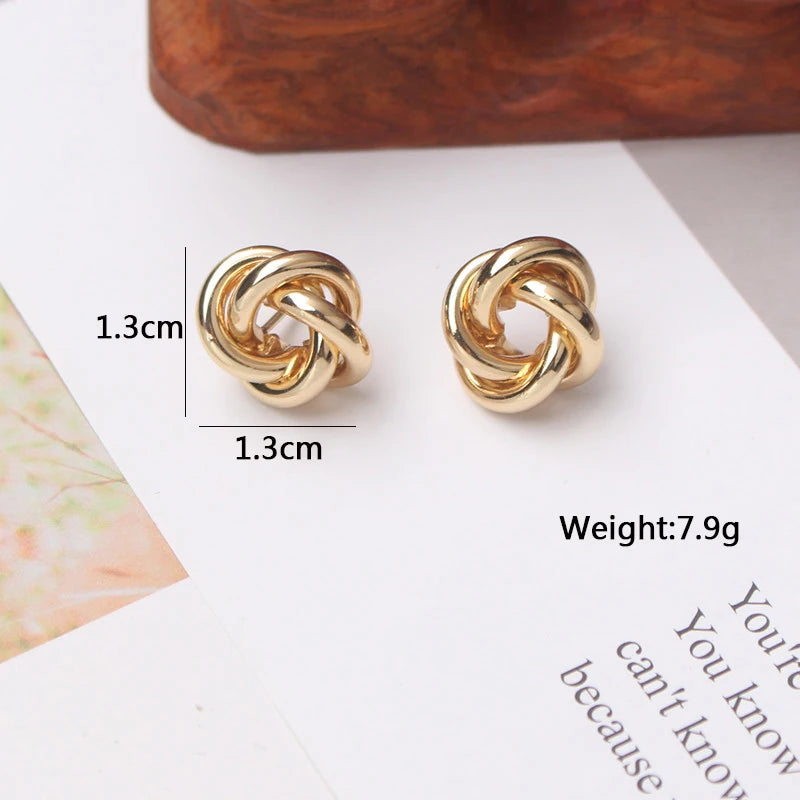 Elegant Knot Stud Earrings - My Neatology