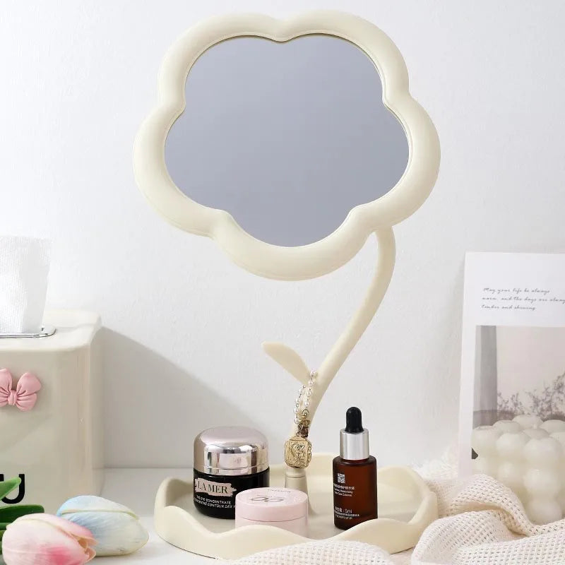 Blossom Beauty Mirror - My Neatology 