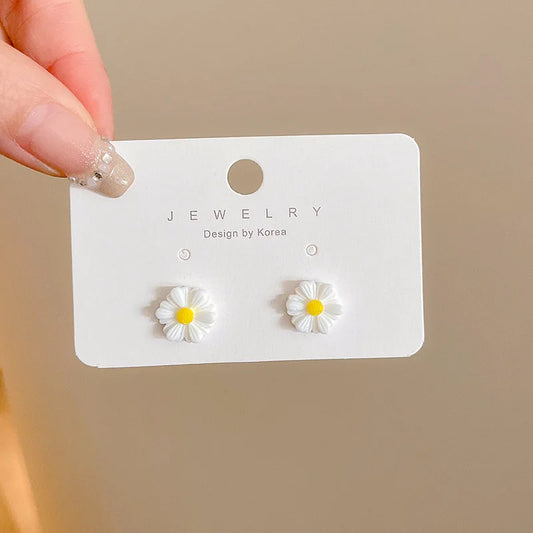 Handmade Daisy Petal Studs - My Neatology