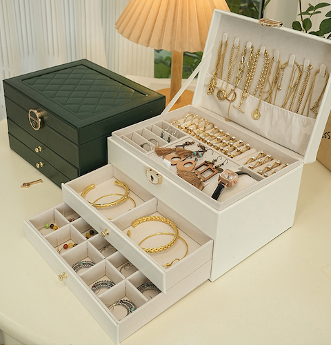 Pearly Hide Jewellery Box