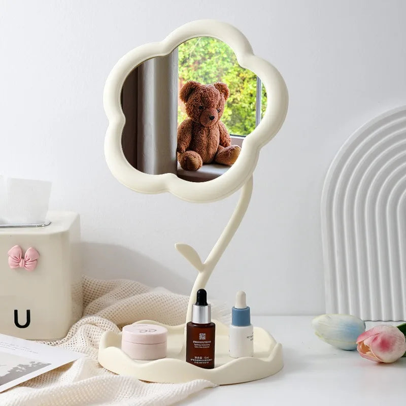 Blossom Beauty Mirror - My Neatology